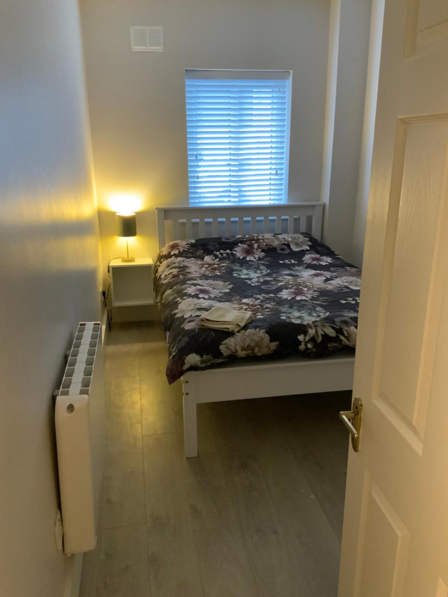 Quite And Cozy 2 Bedroom Apartment غالواي المظهر الخارجي الصورة
