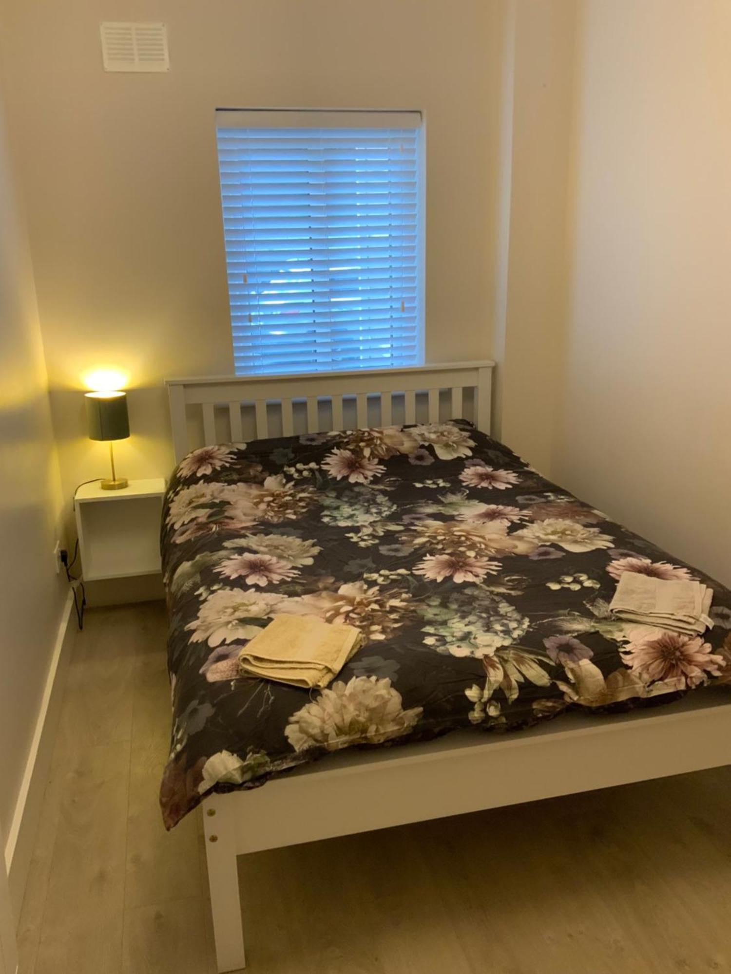 Quite And Cozy 2 Bedroom Apartment غالواي المظهر الخارجي الصورة